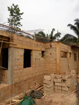 6-Bedroom Bungalow — thumbnail 1