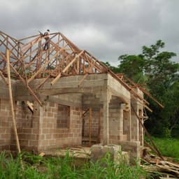 6-Bedroom Bungalow — thumbnail 4